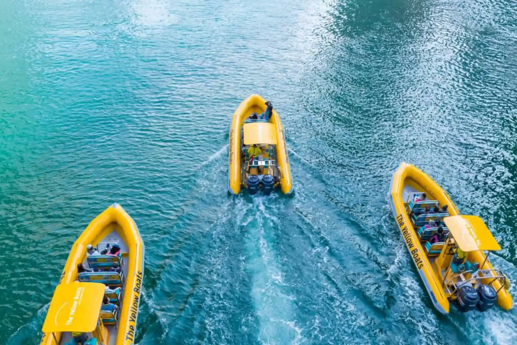 What Landmarks Can You See on a Boat Tour Dubai Route?